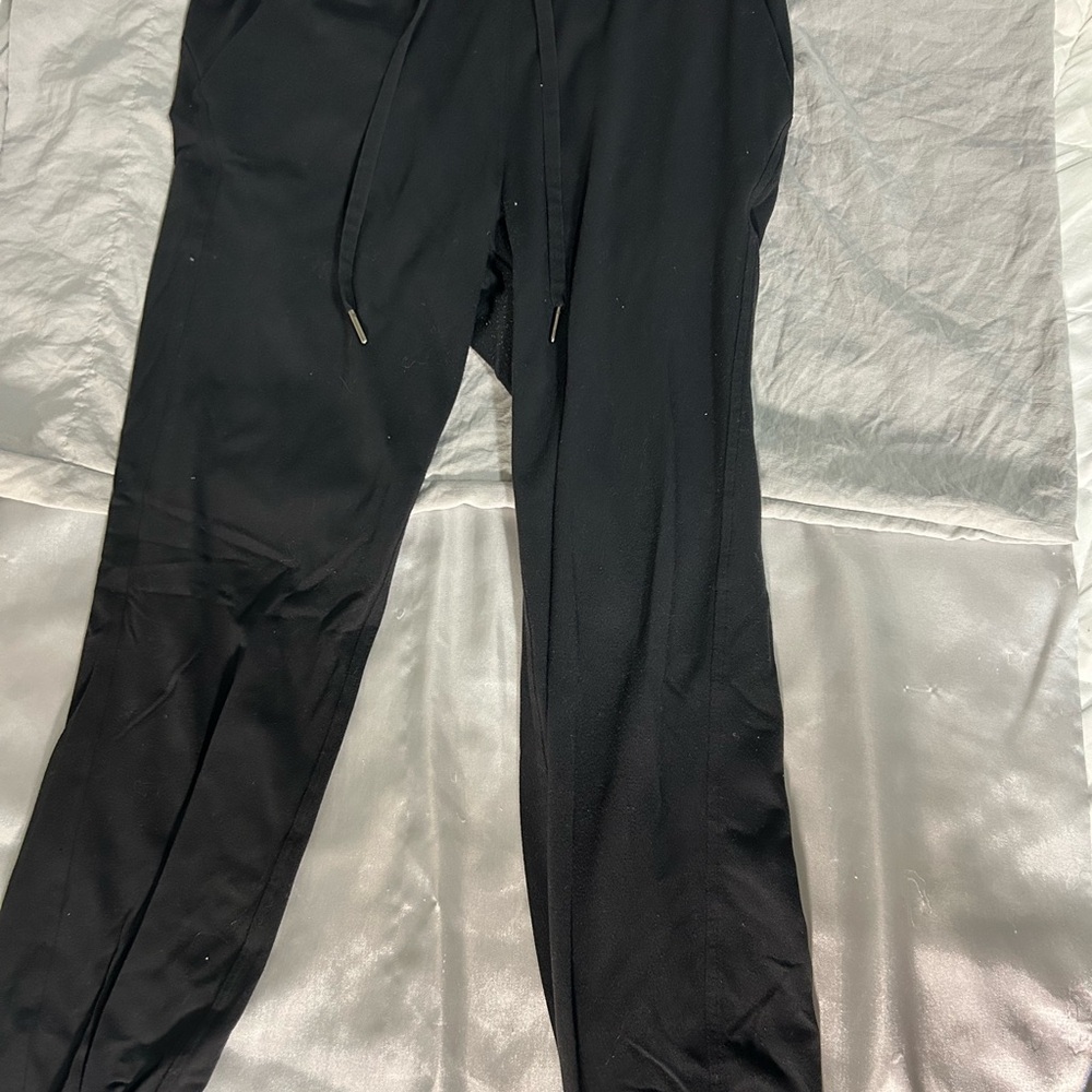 LuluLemon Ready to Rulu Joggers